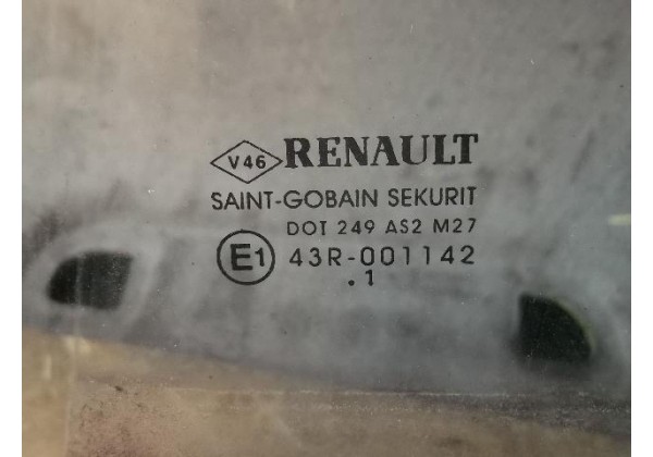 скло ліве задне Renault Megane III, хетчбек